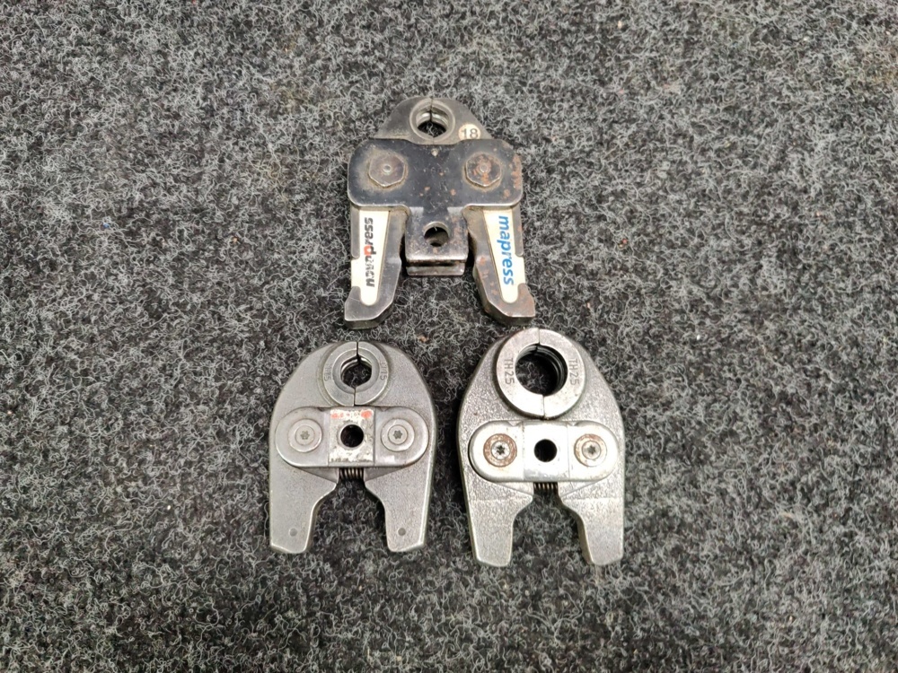 1595291-2 3 st Pressbackar Novopress & Rems, M15, TH25 & 18