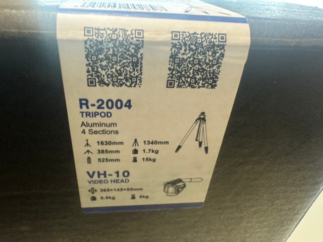 1571322-20 Videokamera Sony FDR-AX100E med tillbehör