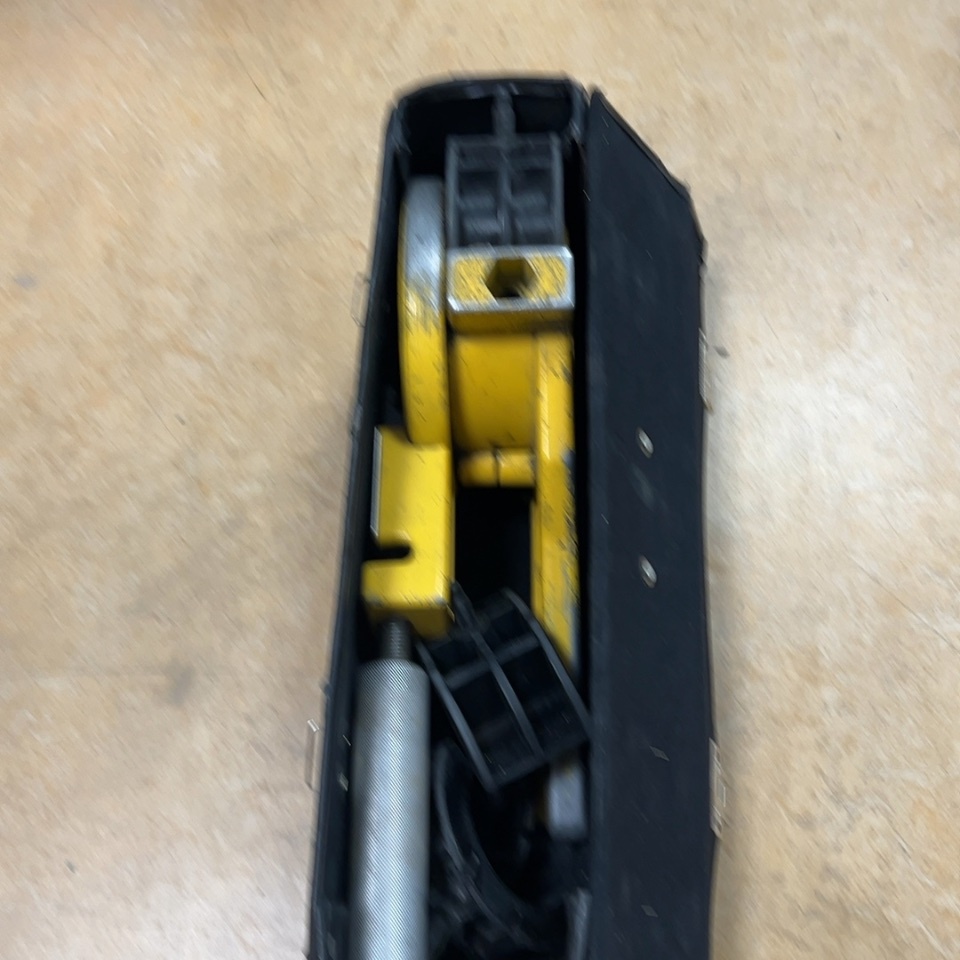 1540035-2 Pipe cutter - REMS 110
