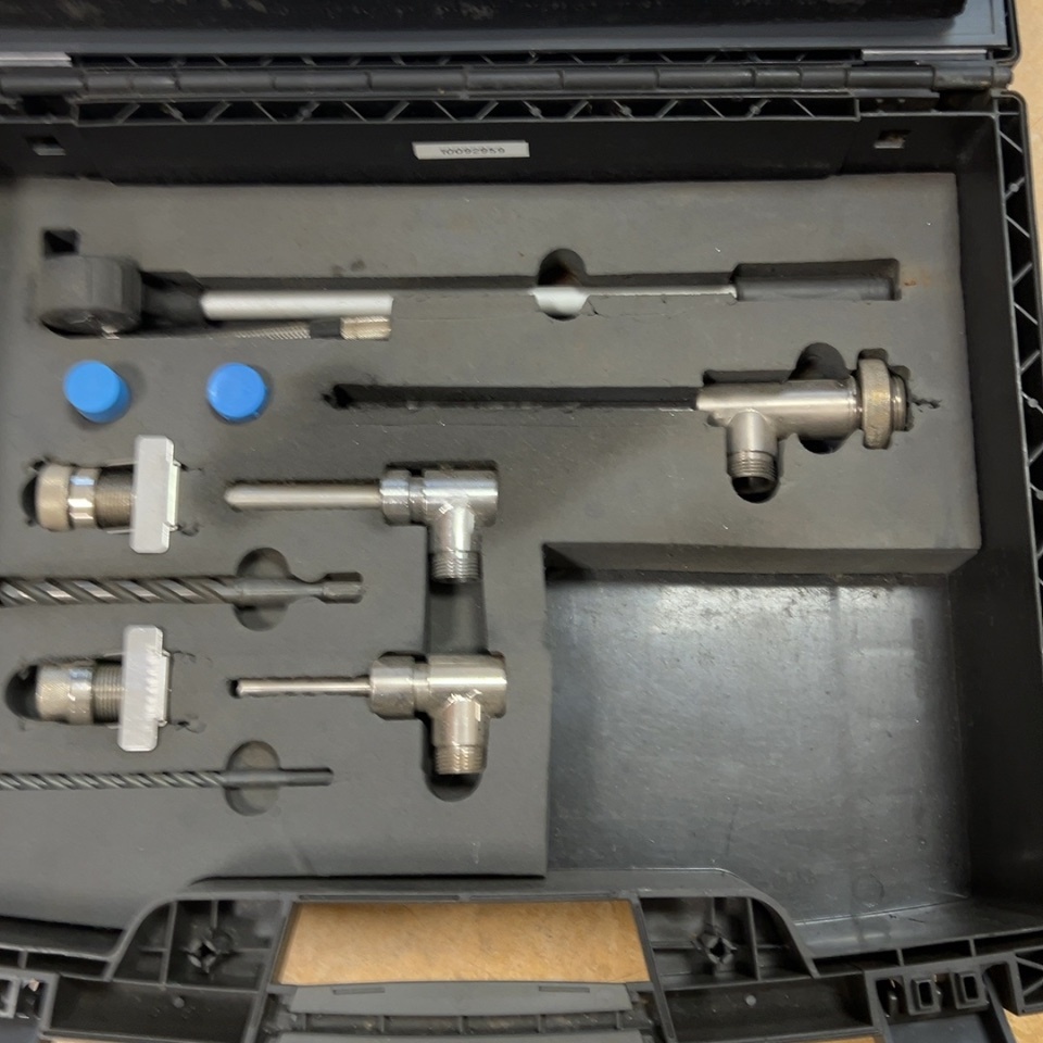1540037-2 Tapping tool - Tigerholm NoTap