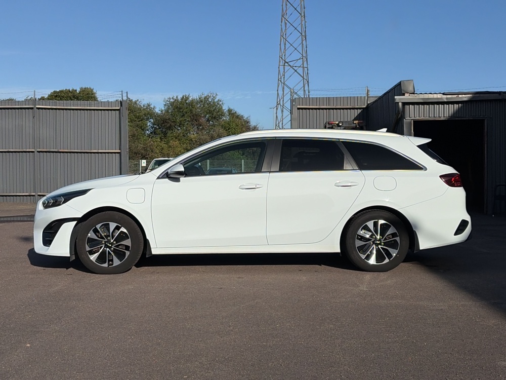 1525550-2 Kia Ceed Sportswagon Plug-in Hybrid DCT, Advance Plus - 2022