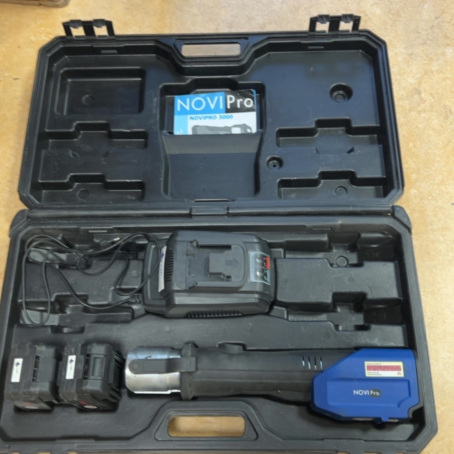 1540038-1 Press tool – Novipro 3000