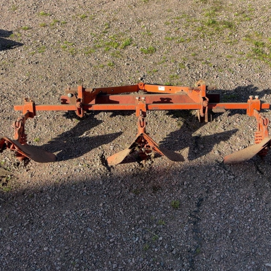 1587696-1 Three-row dome log for tractor