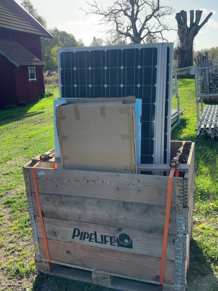 1587701-1 Solar panels with various equipment
