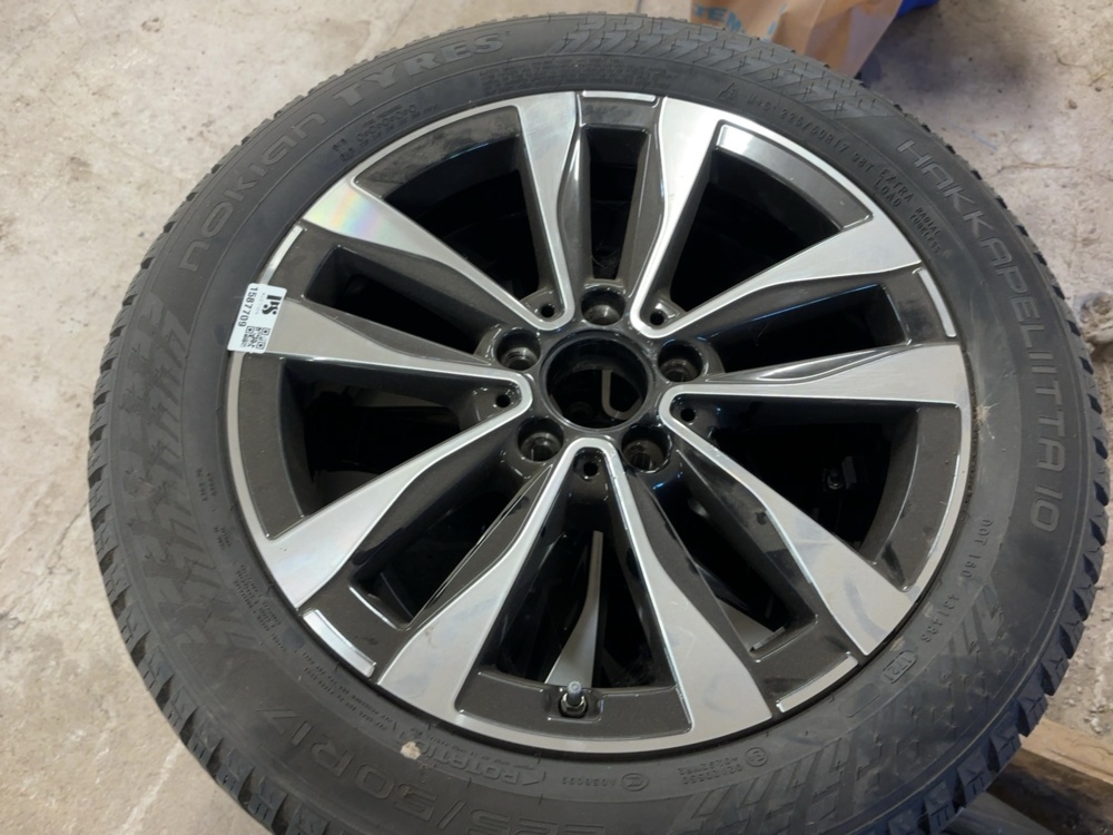 1587709-2 Mercedes original rims - Nokian Hakkapeliitta 225/50 R17