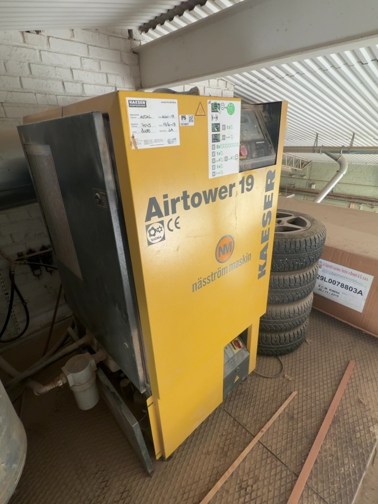 1574807-1 Kompressor - Kaeser Airtower 19 med trycktank