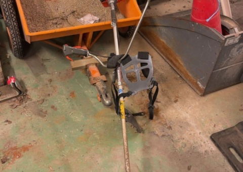 Brushcutter - Husqvarna 25R