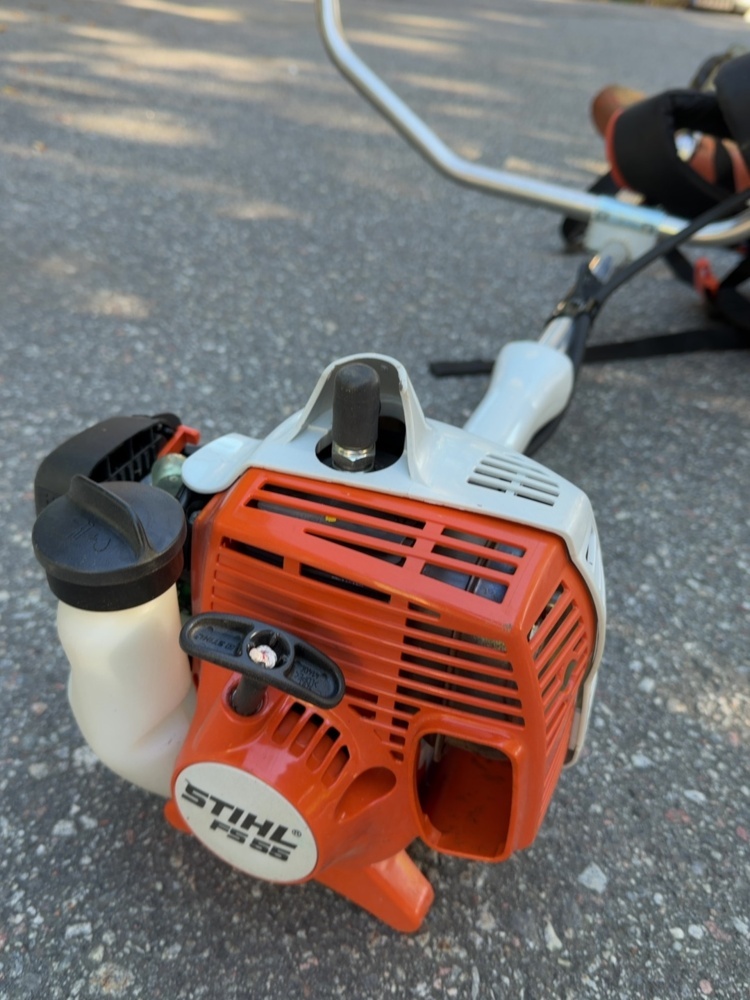 1583636-2 Grass trimmer with harness - Stihl FS 55