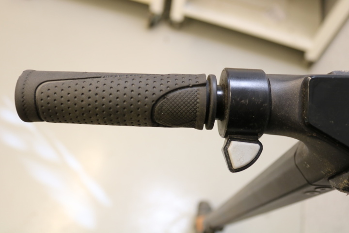 1515255-12 Elsparkcykel.