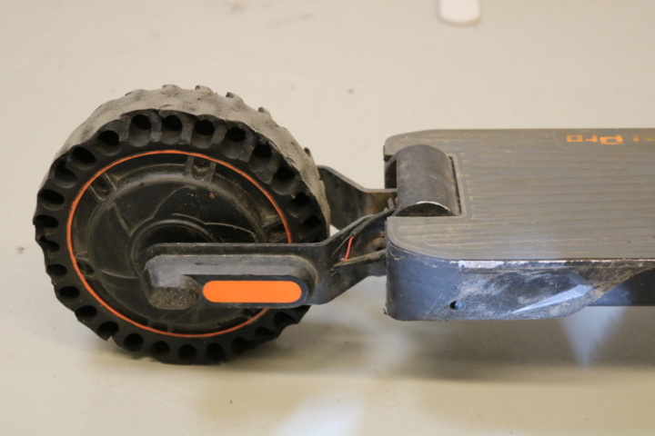 1515255-16 Elsparkcykel.