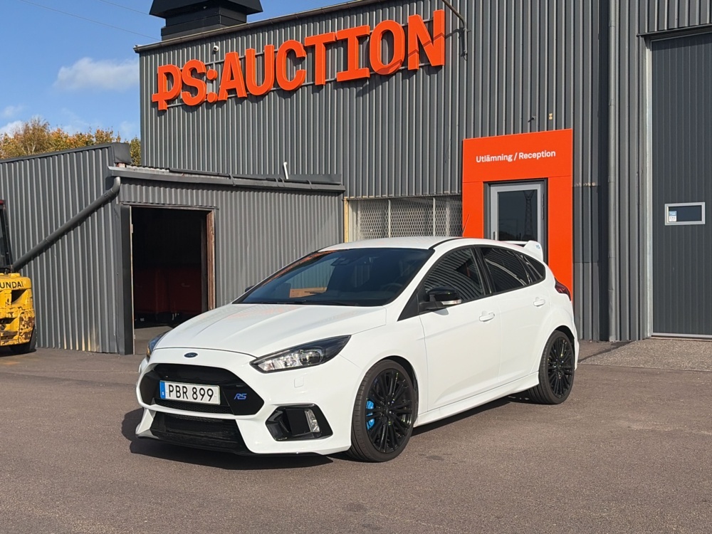 1576444-1 Ford Focus RS Manual, 350hp -2017