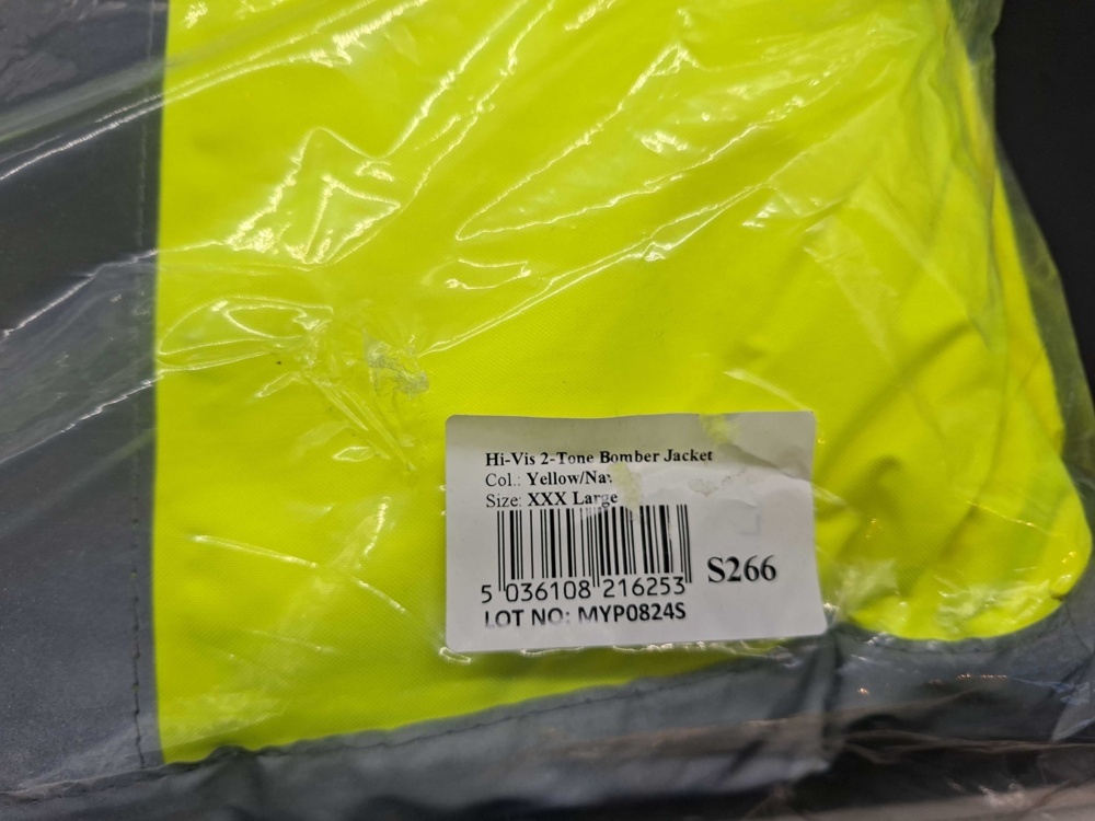 1595640-2 Clothing lot - NordWear and Portwest, size 3XL