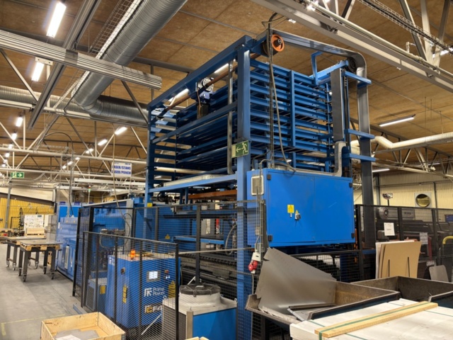 1563541-17 Laser cutting machine with equipment - Prima Power Platino Fiber EVO 1530- 2021 (6000 H)