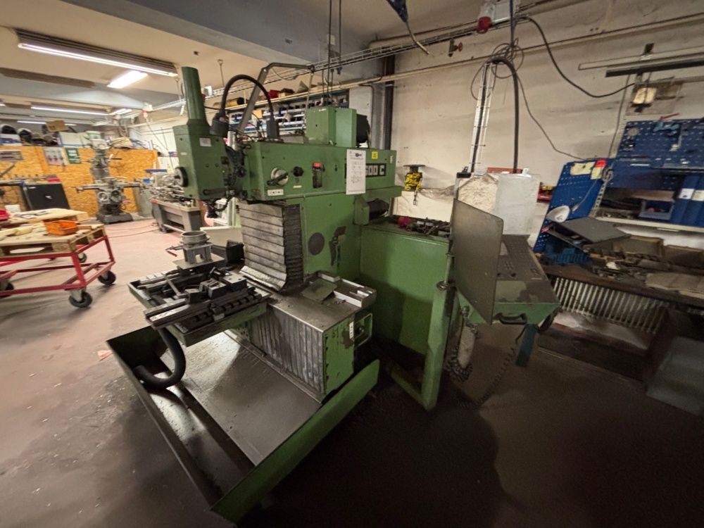 1563543-1 Milling machine – MAHO 600 C