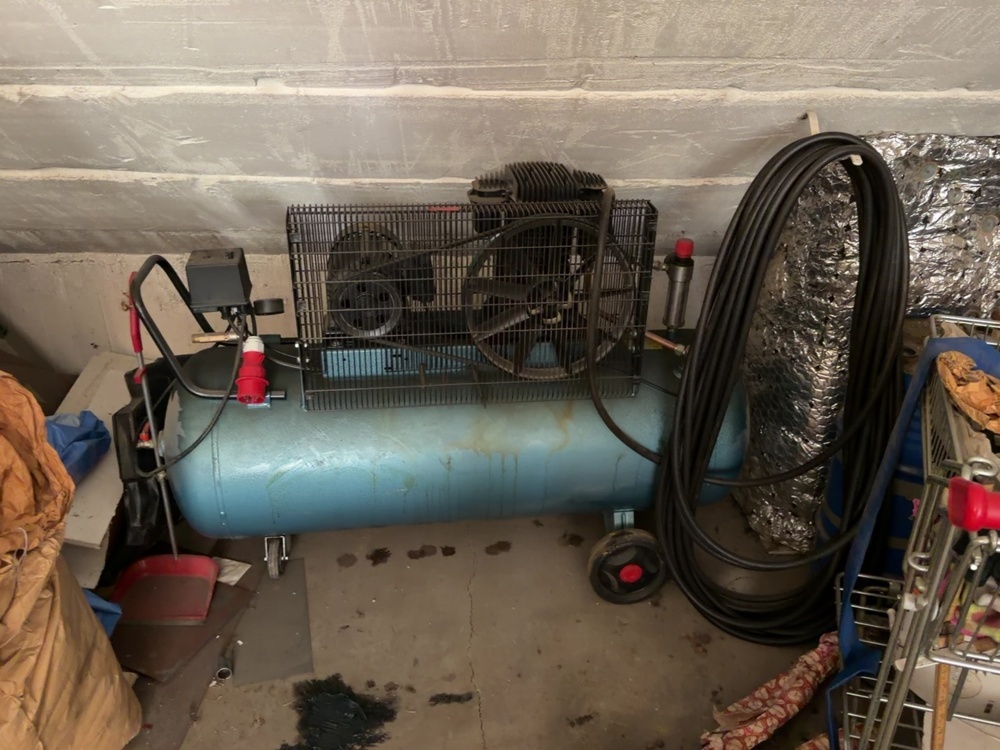 1583645-2 Compressor - Lefa 4-200-TC -1990