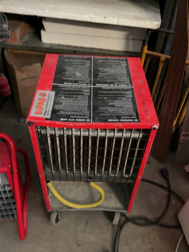 1583648-2 Dehumidifier and fan heater - VEAB LAF 45A / Frico Tiger 2 kW