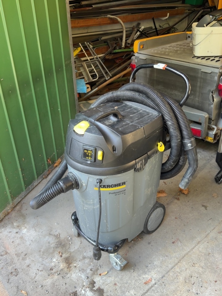 1583650-1 Wet and dry vacuum cleaner - Kärcher Professional NT 611 Eco K