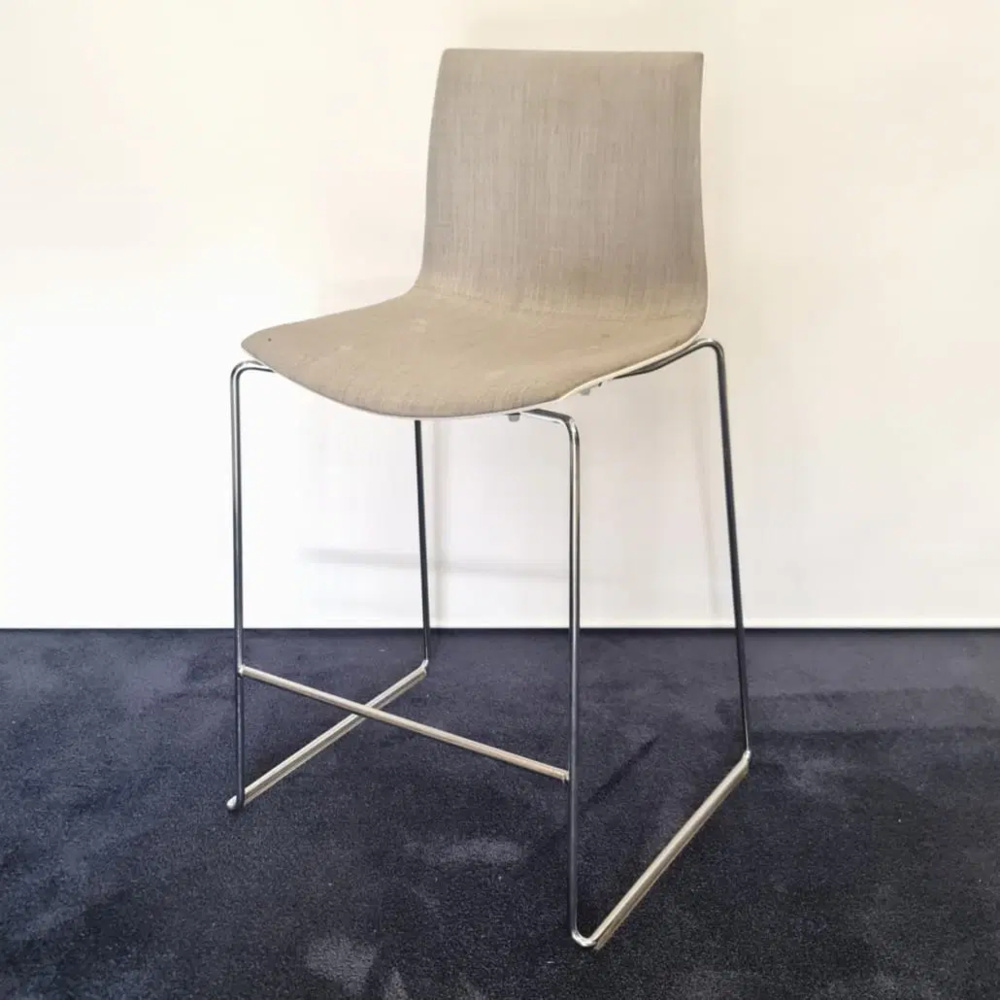 1595758-1 Barstol Arper Catifa 7st