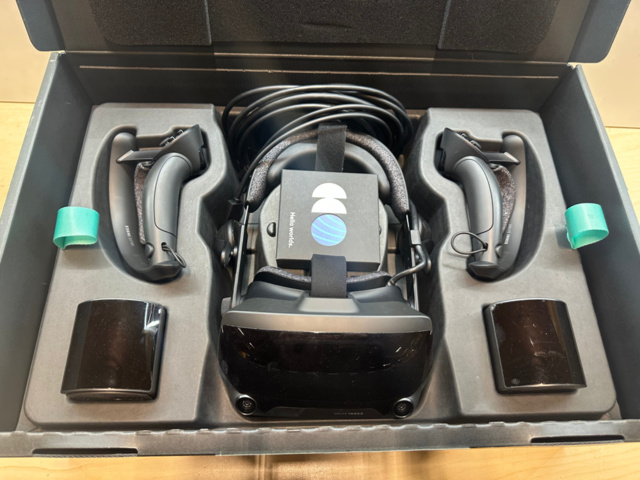 1571328-2 VR-Headset Valve Index