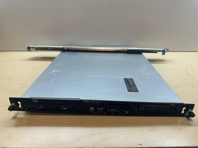 1595884-1 Server Dell PowerEdge R200