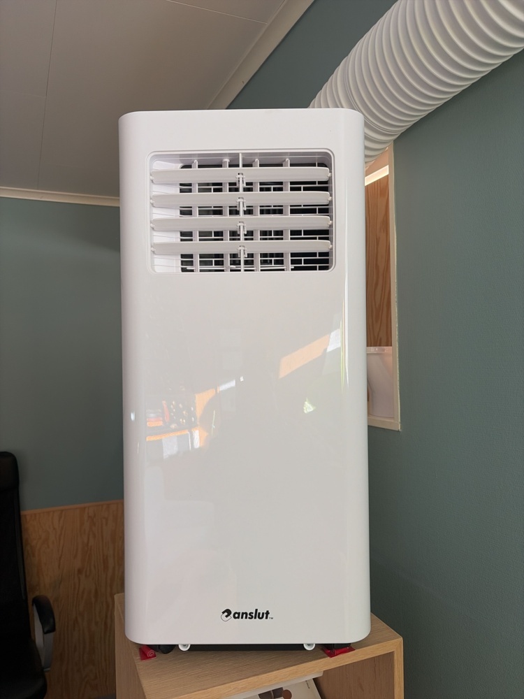 1574815-2 Portabel AC - Anslut 9000 BTU