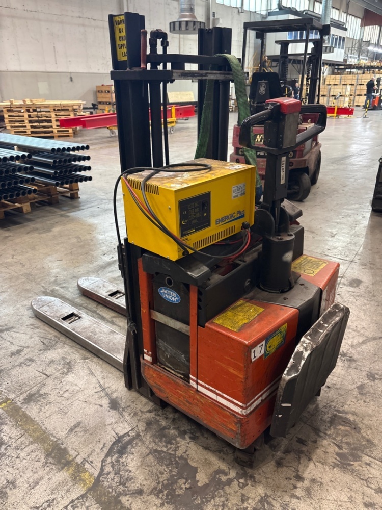 1536015-2 Elektrisk ledstaplare - BT LSF1250E