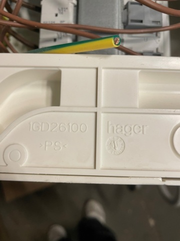 1593849-4 Elcentral Hager - 7 st - B:250 mm H:380 mm