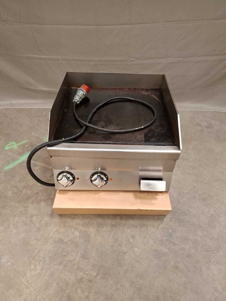 1595710-1 Elektriskt stekbord - slät stekyta och dubbla temperaturvred