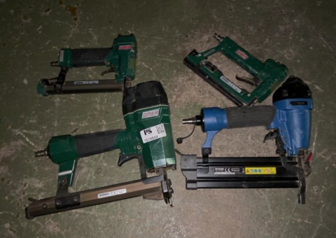 Klammerpistoler 4 st - OMER och Biltema