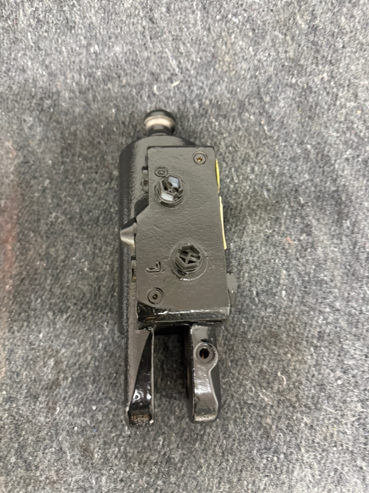 1352393-2 Rototilt Låscylinder 4400290
