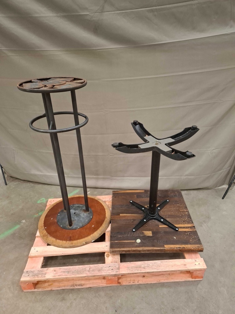 1596047-2 Tables - round high table and square café table