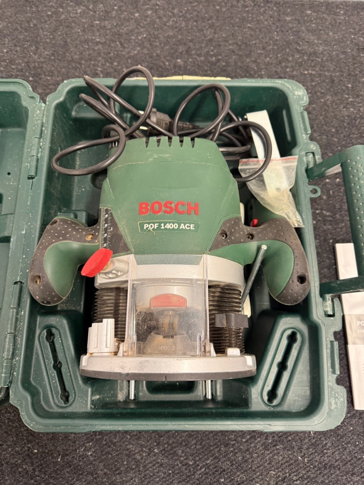 1141041-2 Bosch POF 1200  handöverfräs, 1200 W