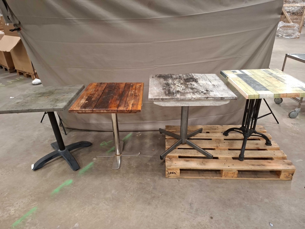 1596052-1 Café tables - assorted models and tabletops