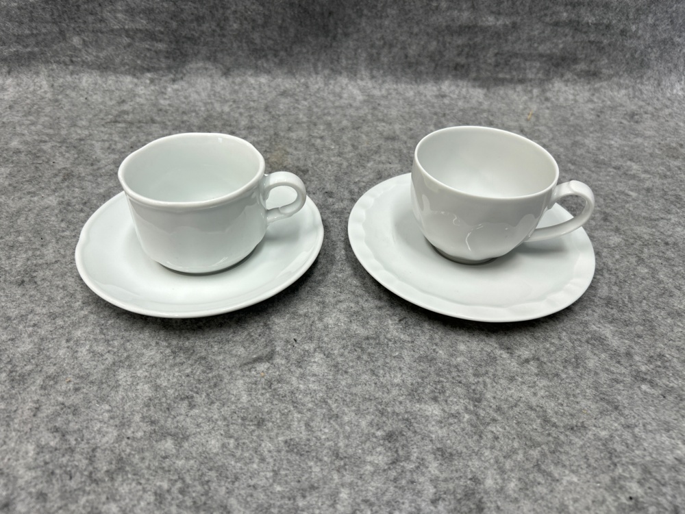 1546321-1 Parti med kaffekoppar och fat (Totalt ca 395 enheter) - Seltmann Weiden och Bauscher