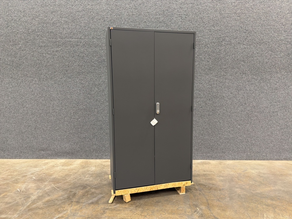1593916-4 Machine cabinet SUPPLY with electronic code lock 1900x1020x500 mm, dark grey