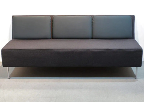 Soffa Offecct Playback 3-sits grå