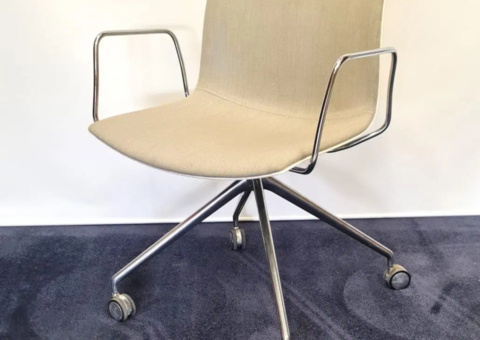 Stol Arper Catifa 53 armstöd 2 stycken