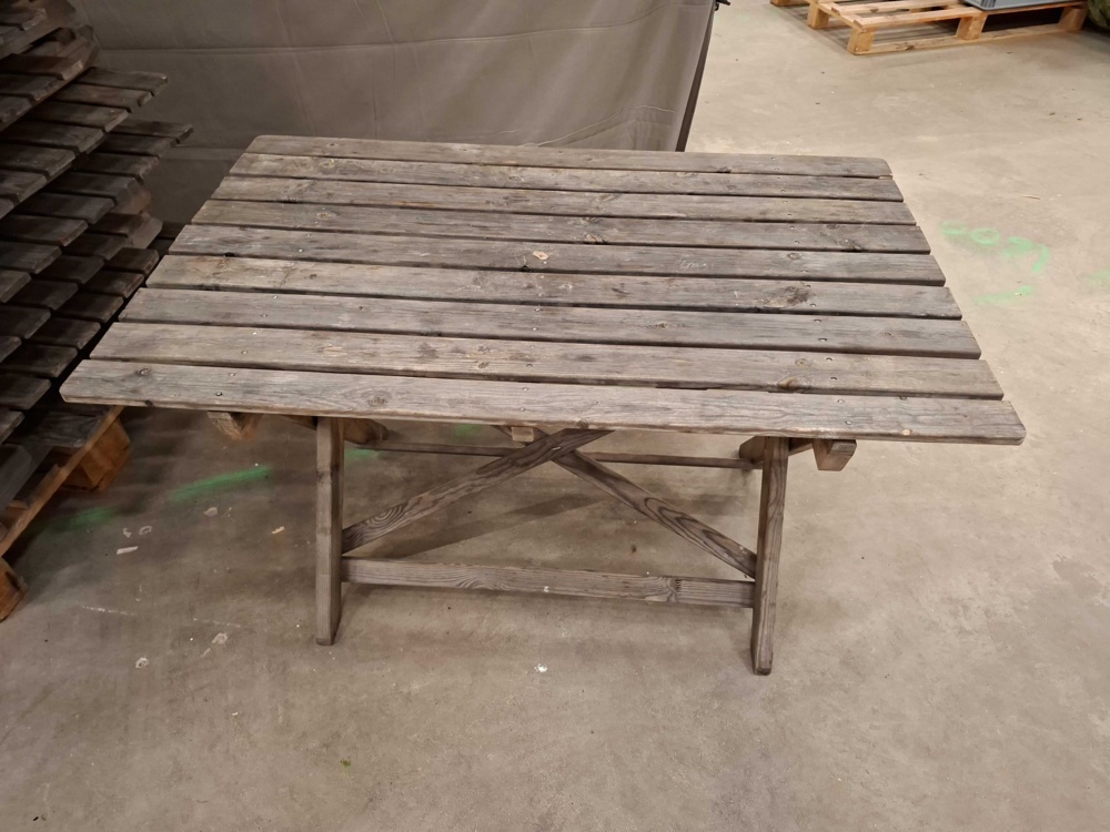 1596060-1 Trädgårdsbord, 10 st - hopfällbara, ribbad träskiva