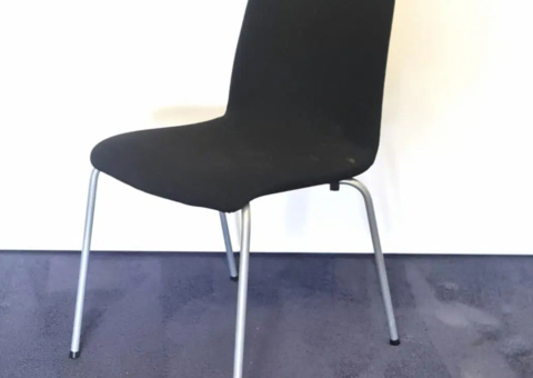 Stol helklädd svart och silver 63 stycken