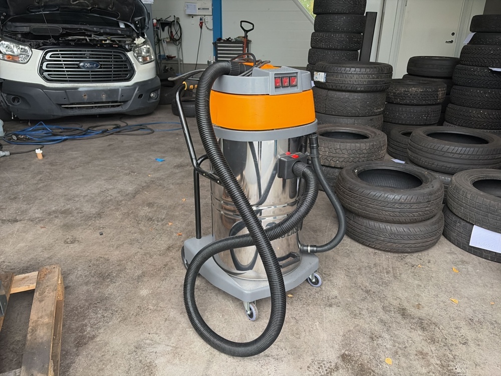 1576462-1 Industrial vacuum cleaner - Echo Ease Type 100