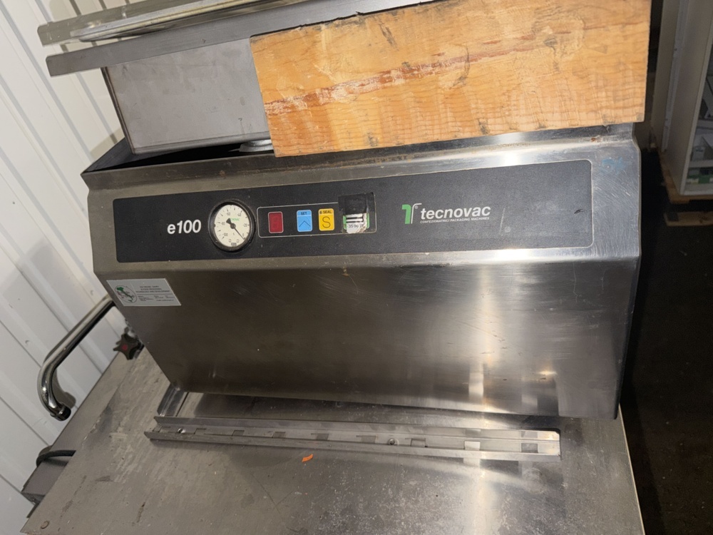 1594676-2 Vacuum machine and water bath - Tecnova, Elektrotermo
