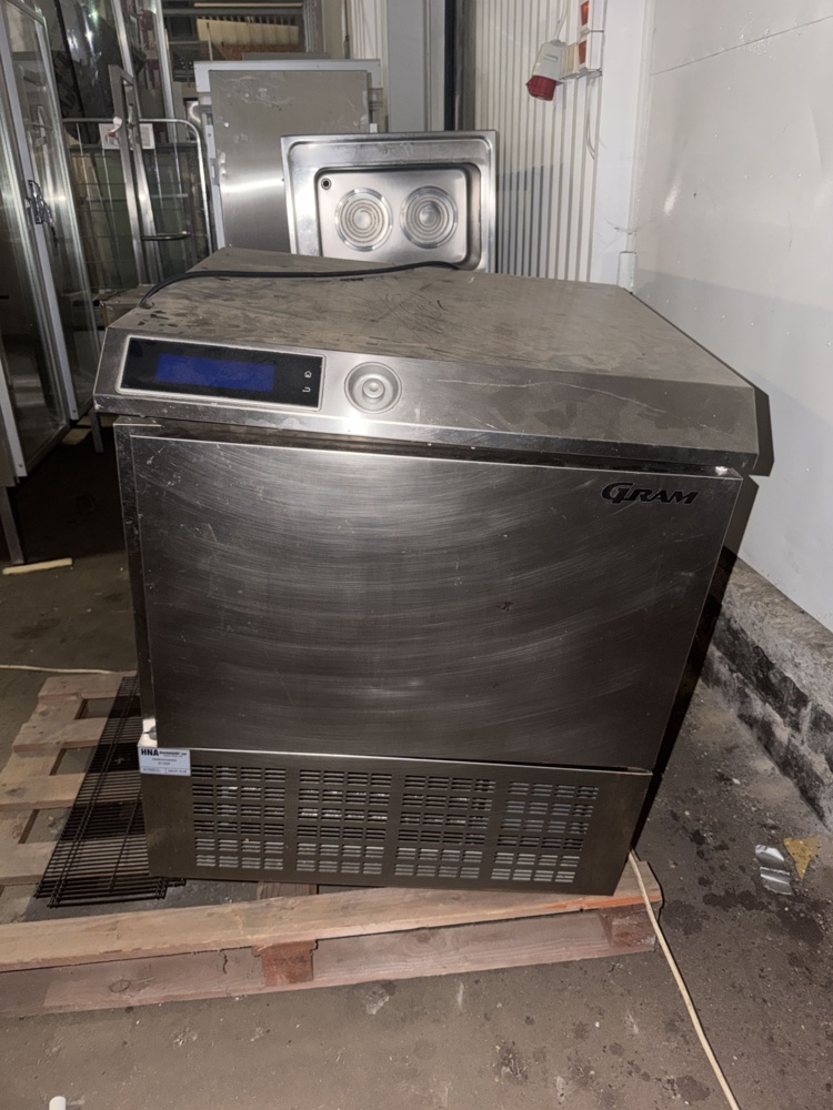 1594681-1 Cooling cabinet - Gram