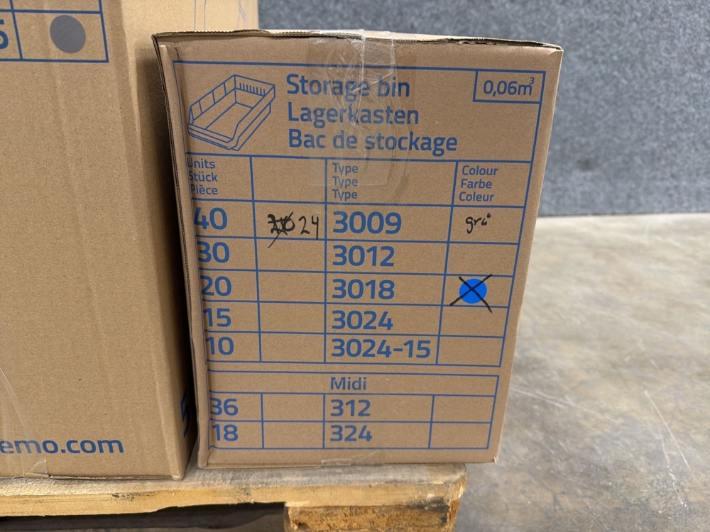1596542-2 Assortment of picking bins REACH, different sizes