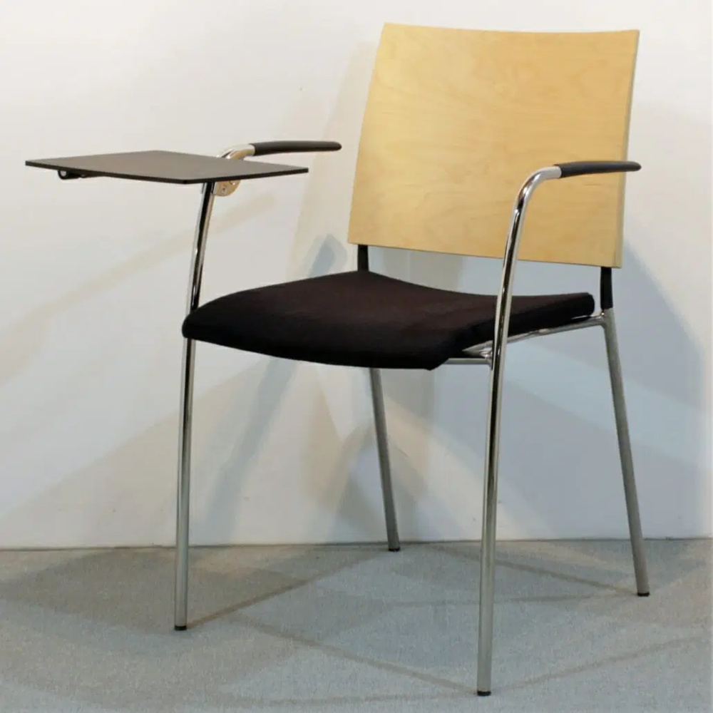 1596636-1 Stol Lammhults Spira 17 stycken