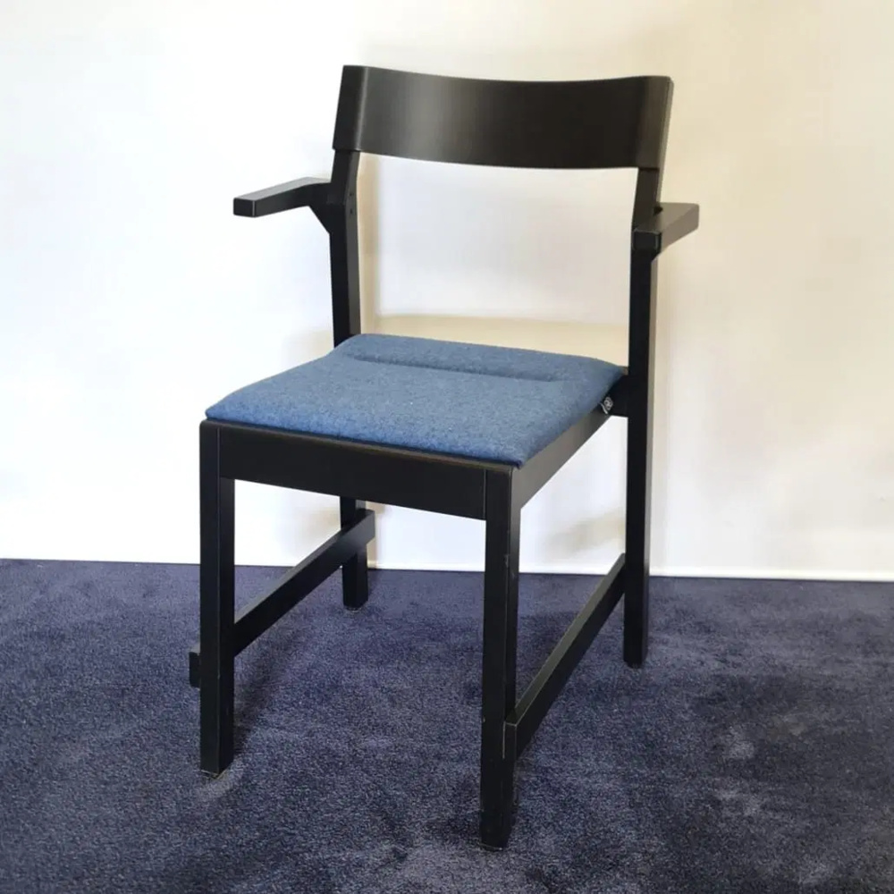 1596647-1 Stol Nordic Care Rialto 432 – svart trä 12 stycken