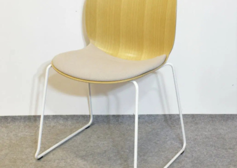 Stol RBM Noor Ekfanér klädd sits med vita medar 5 stycken