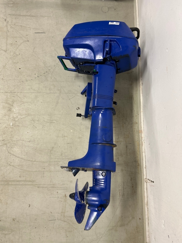 1558635-2 Boat engine Yamaha
