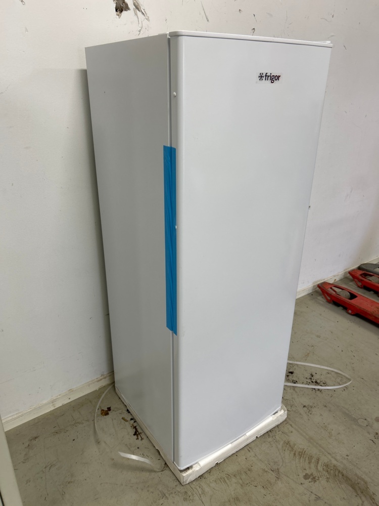1558643-2 Refrigerator Frigor KS251EW, new