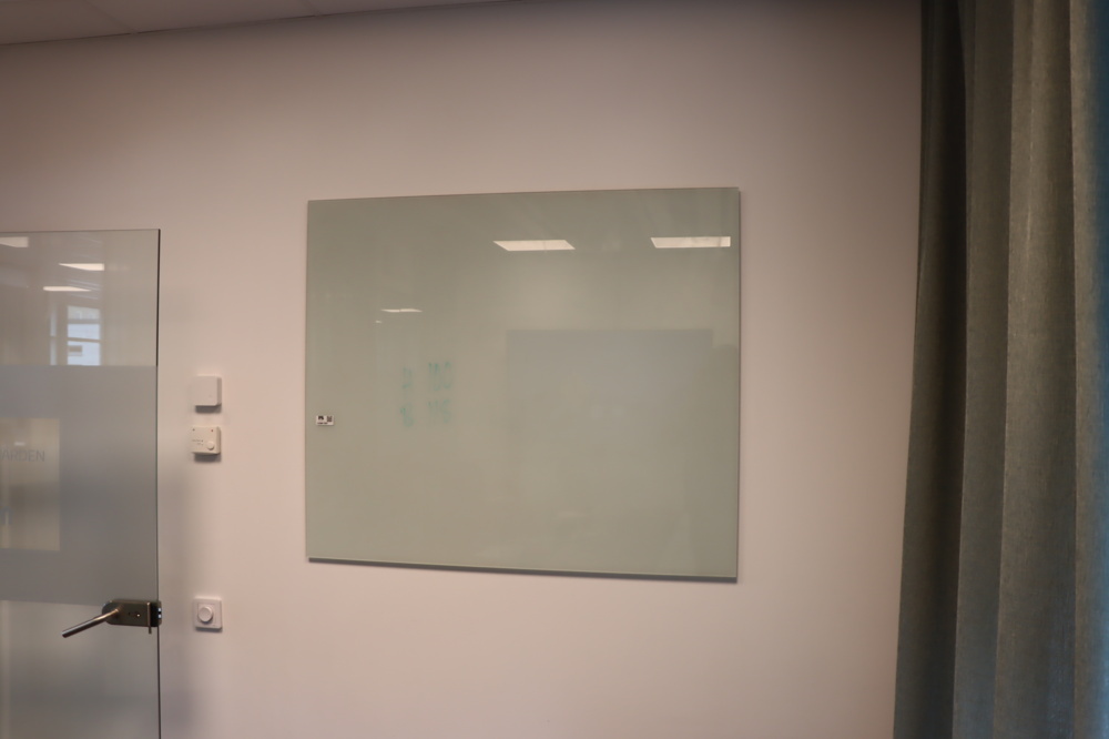 1296189-1 Whiteboard glas 118x100