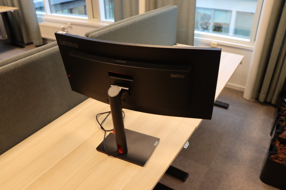 1296221-1 Skärm curved 34 tum Lenovo ThinkVision 64AEGAR1WW